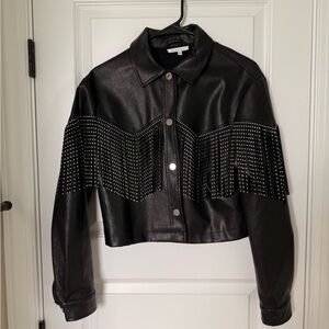 Boutique Western Black Fringe Leather Jacket with Cropped Design